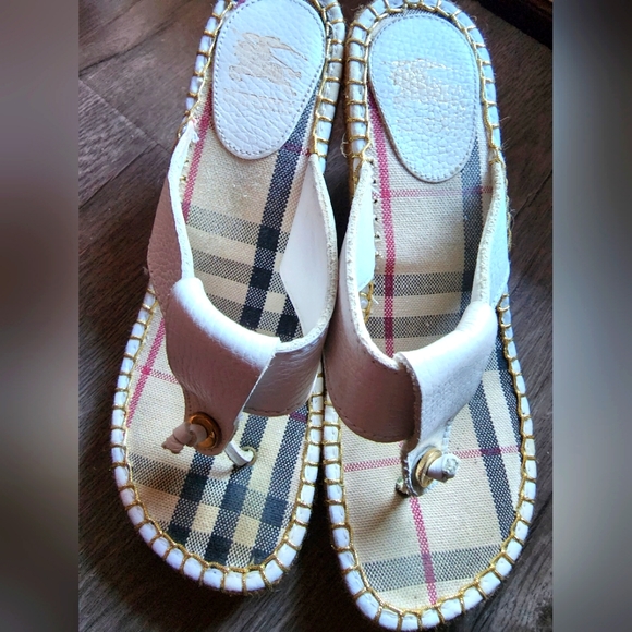 Burberry- Nova Check Thong Espadrille (White) - Picture 10 of 16